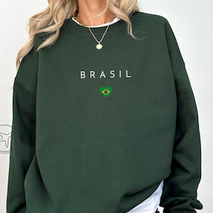 Minimalist Brasil Sweatshirt, Heart Brazil Flag Sweater, Brazilian Pride Crewneck, Simple Brazil Gift, Travel Souvenir